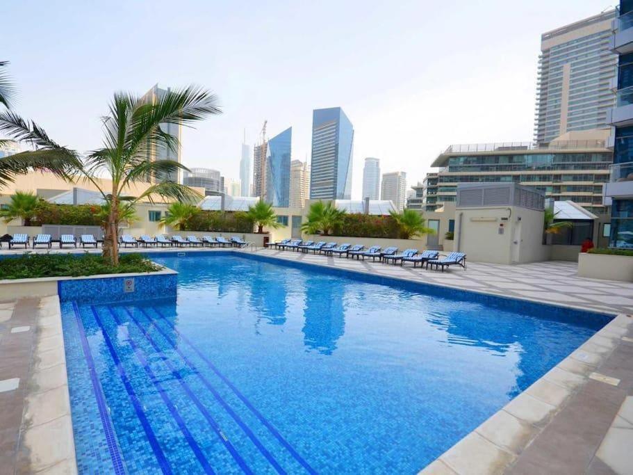Higuests - Incredible Apartment At The Top Of Dubai Marina ภายนอก รูปภาพ
